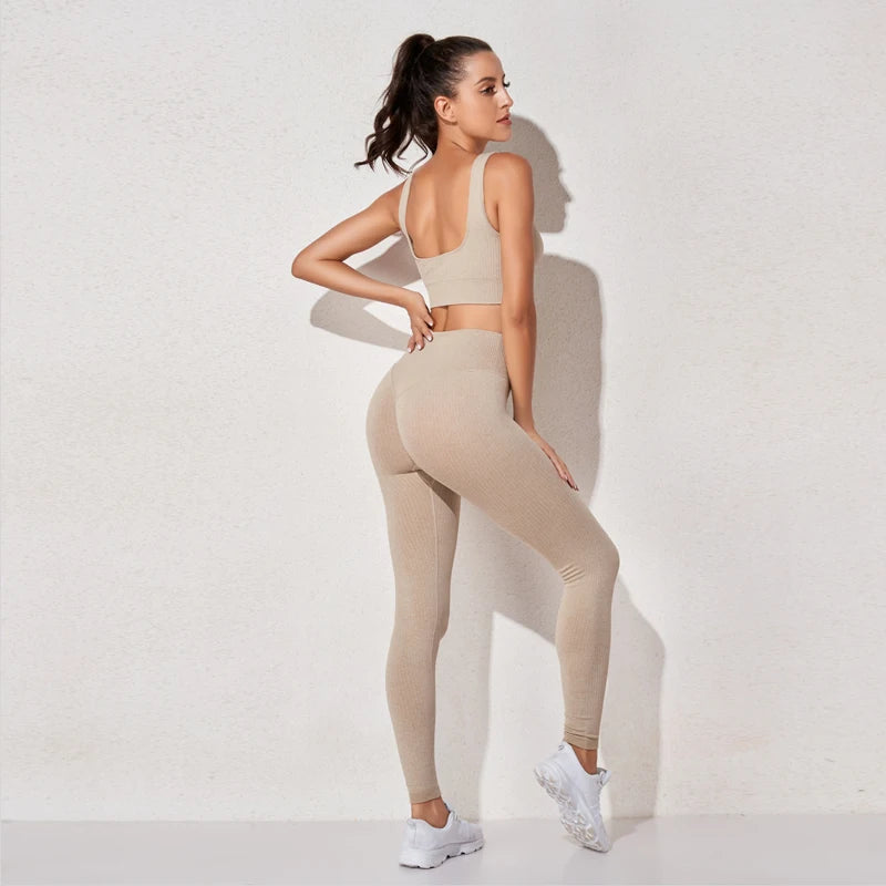 Women's Seamless Yoga Set | High-Waist Leggings & Padded Sports Bra