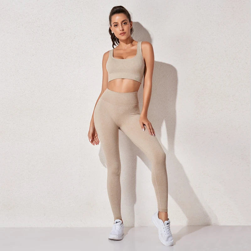 Women's Seamless Yoga Set | High-Waist Leggings & Padded Sports Bra