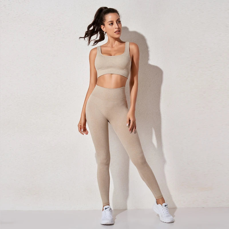 Women's Seamless Yoga Set | High-Waist Leggings & Padded Sports Bra